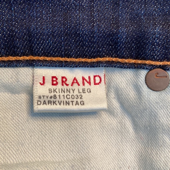 J Brand skinny leg 811 dark vintage jean - Picture 6 of 8